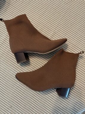 Joie Knit Sock Ankle Boots Brown Size 7 Block Heel Minimalist Chic